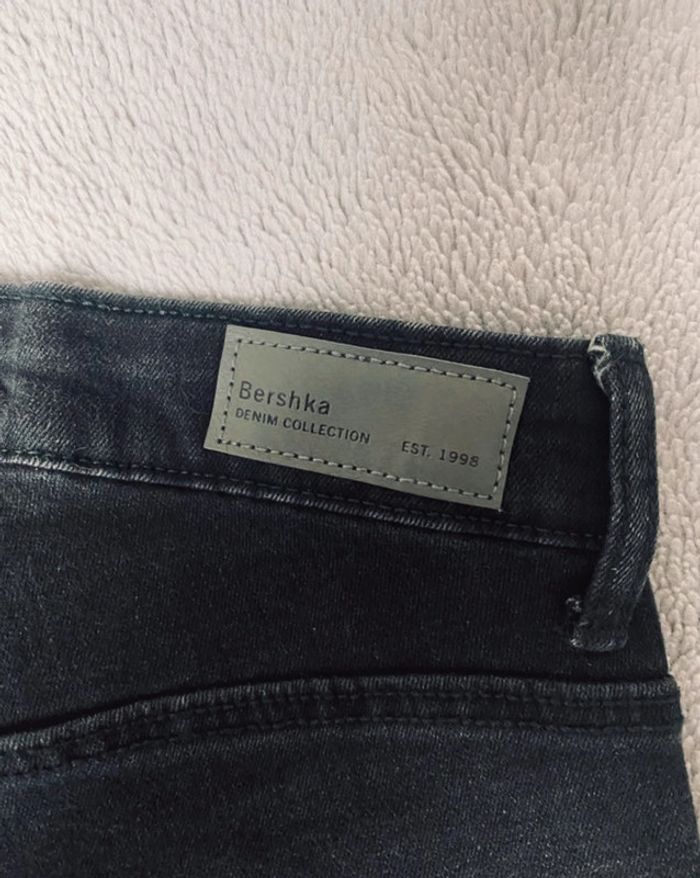 Jean skinny noir taille haute bershka neuf - photo numéro 2