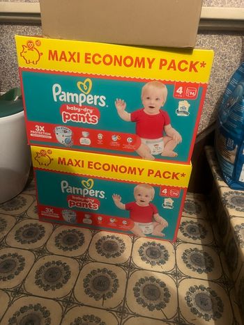 Pants Pampers taille 4
