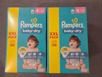 Lot couches pampers XXL taille 4
