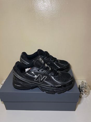 New Balance 740 noires – neuves avec étiquette + boîte