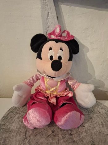 Peluche Minnie princesse