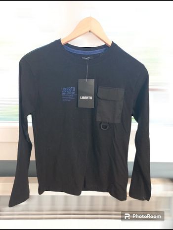 Tee-shirt manche longue neuf 👣