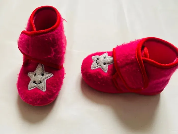 Chaussons fille 23 Speedy - photo numéro 2