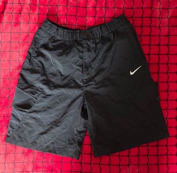 Short nike Taille xl enfant 16ans