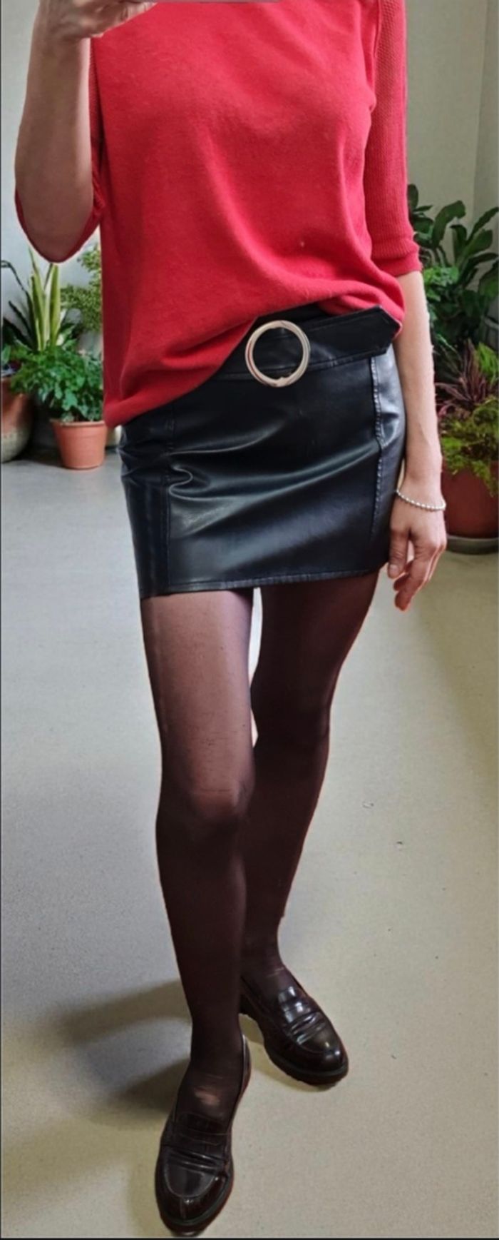 Mini jupe simili cuir - photo numéro 6