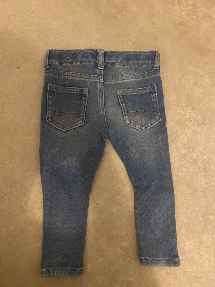 Jean bleu - photo numéro 2