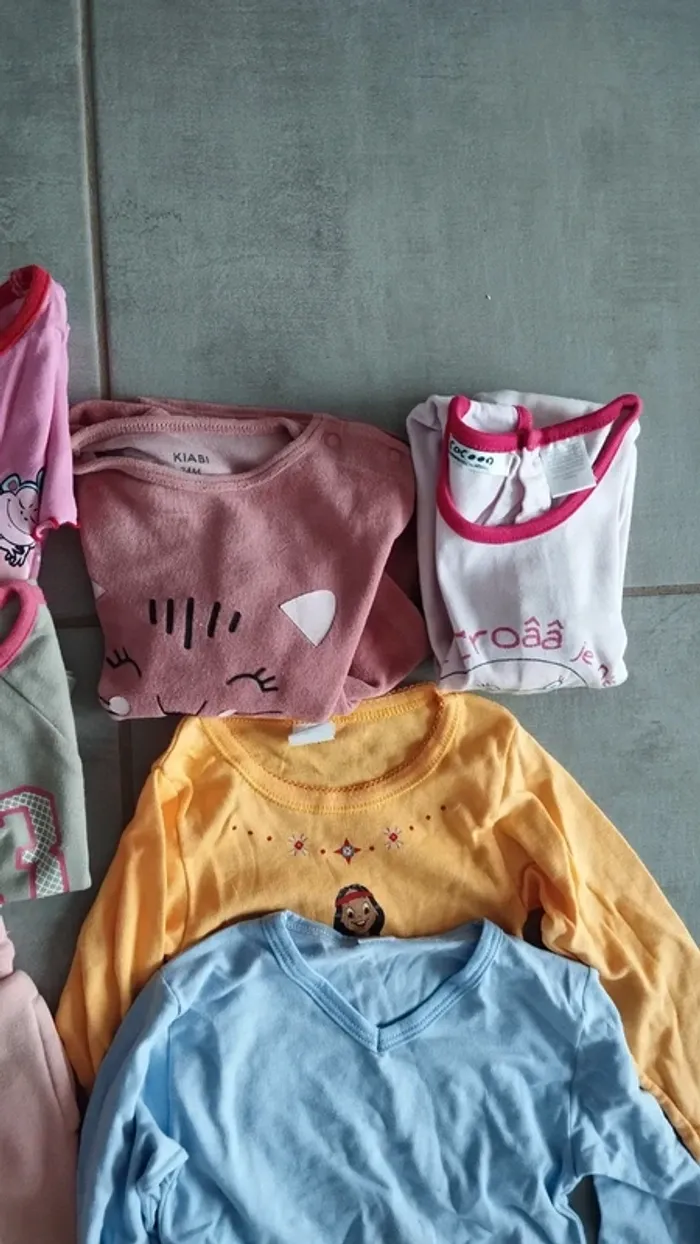 Lot de 14 vêtements enfant fille 24 mois 2 ans - photo numéro 7