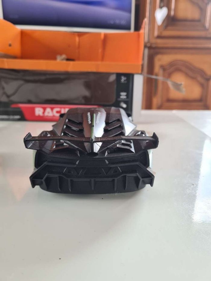 Voiture de cours télécommandée - photo numéro 6