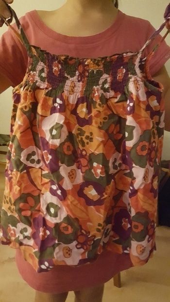 Top fine bretelle a fleur