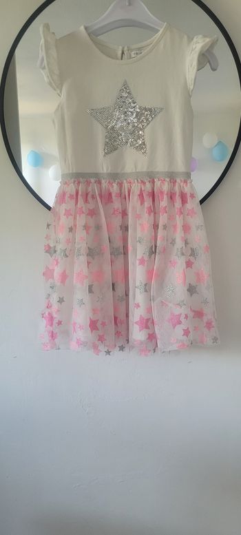 Robe rose et blanche avec paillette primark