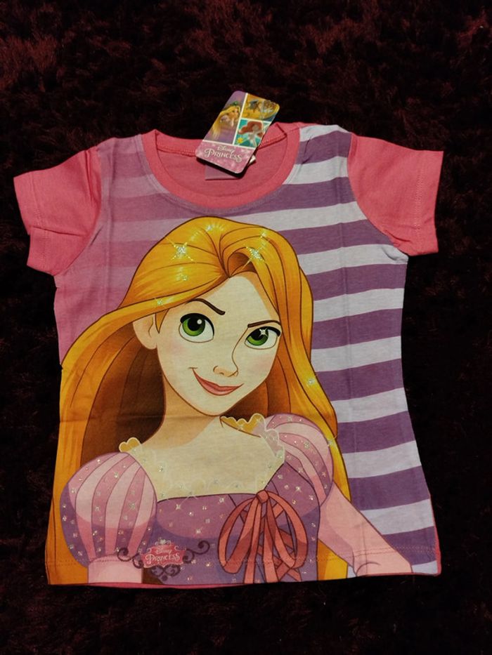 T-shirt Raiponce princesse disney