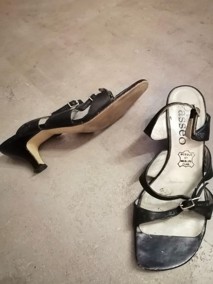 Sandales noires en cuir avec brides réglables Taille 36 Passeo - photo numéro 2