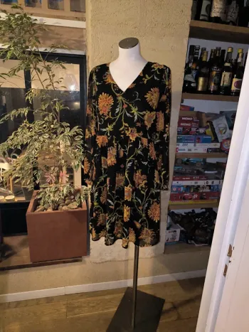 Robe à manches longues fleurie only taille 38