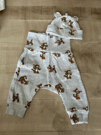 Pantalon Tigrou avec bonnet assorti 