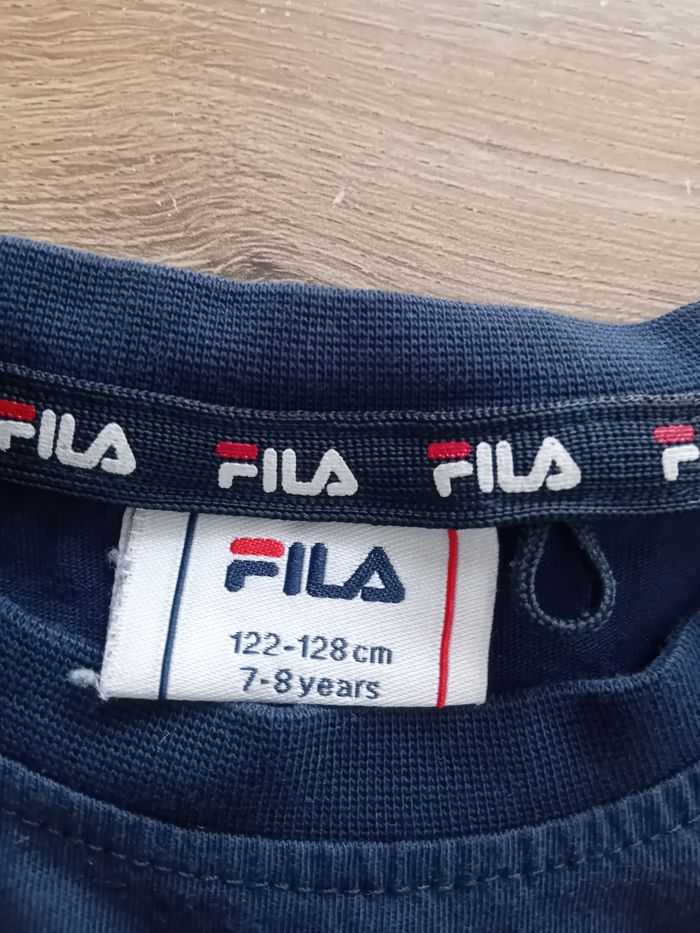 Tee-shirt Fila 8 ans - photo numéro 3