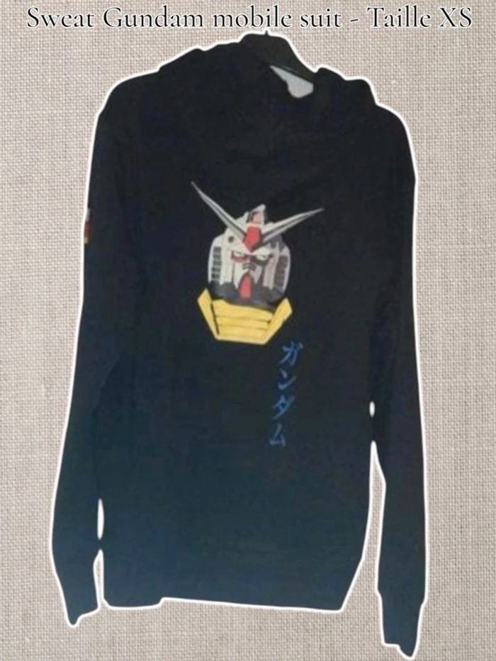Sweat à capuche noir - mobile suit Gundam - Taille XS - photo numéro 2