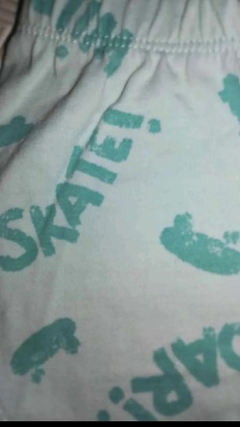 Shirt skate