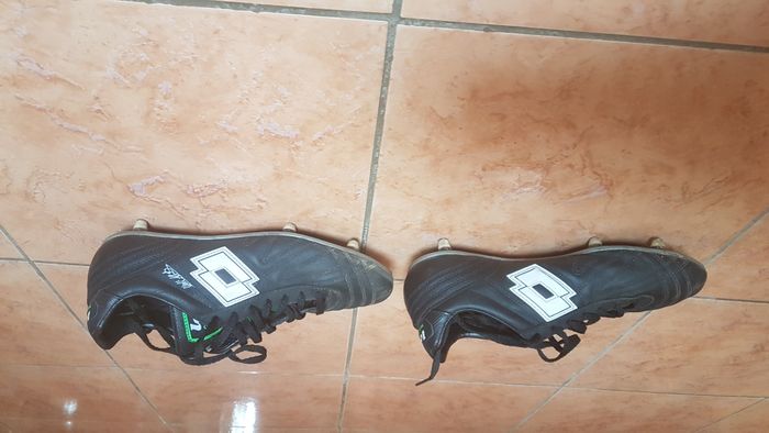 Chaussures de foot à crampons 43 noires Lotto - photo numéro 3