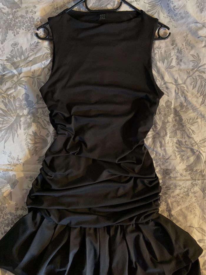 Robe courte noire