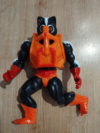 Stinkor 1981 + armure 1983 master of the universe mattel malaysia