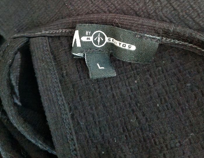 T-shirt noir à épaules dénudée taille L - photo numéro 6