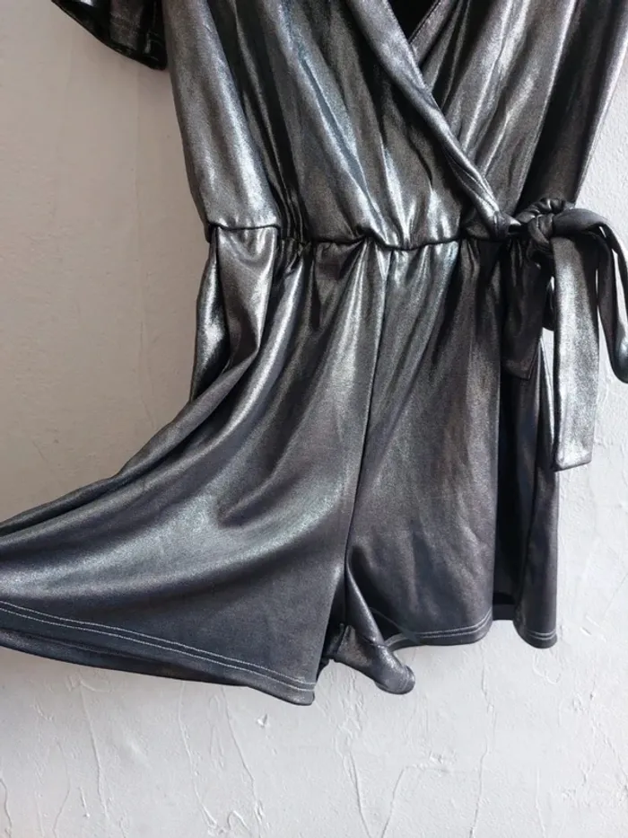 Combishort argentée brillant Taille M - photo numéro 2