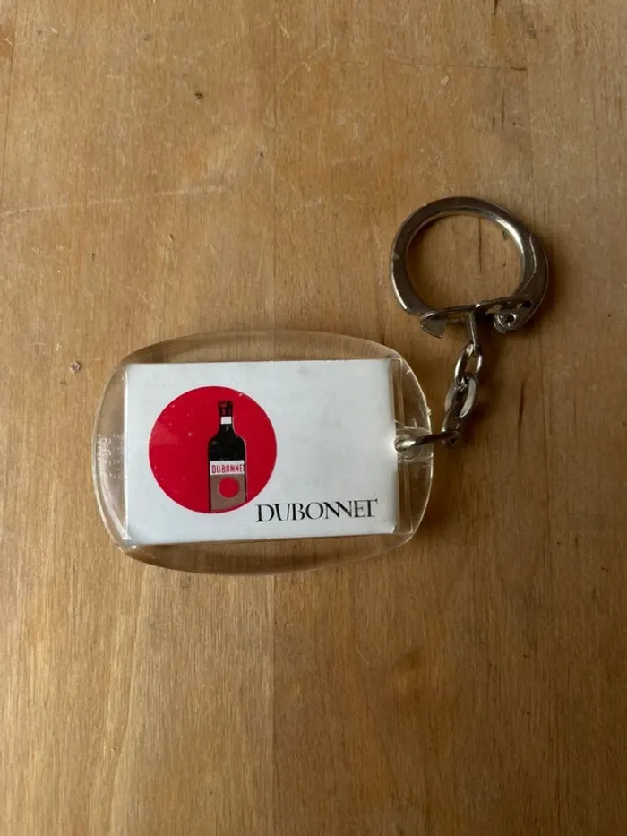 Ancien porte clé dubonnet