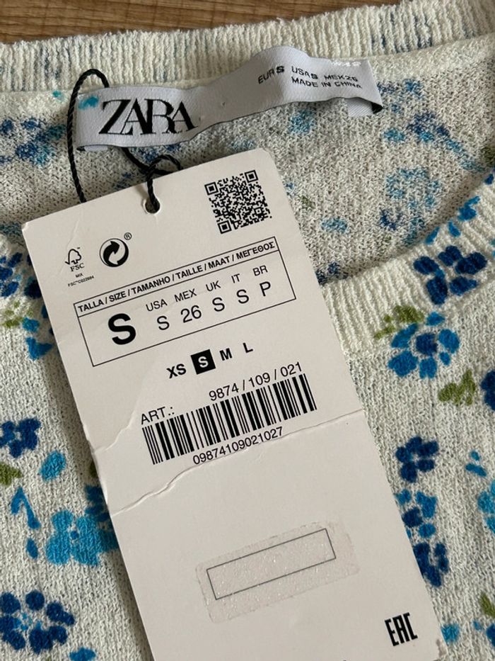 Haut blanc et fleurie neuve à manches courtes Zara taille S - photo numéro 13