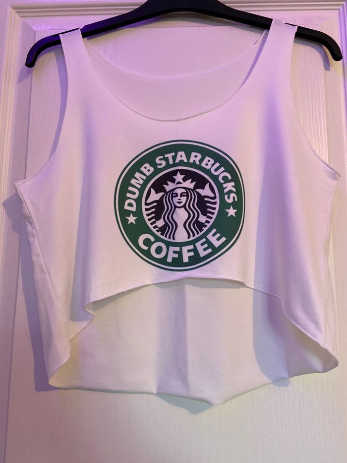 T-shirt court
