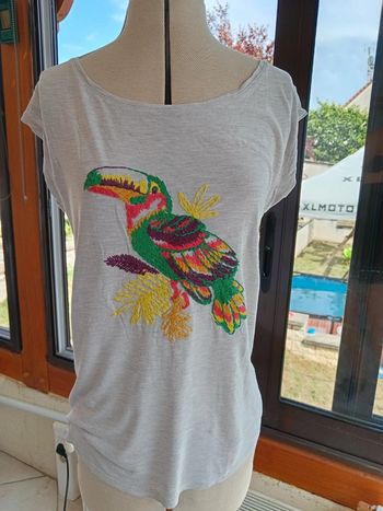 T-shirt Promod brodé toucan