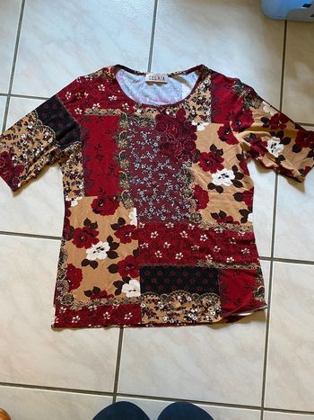 TEE shirt élastique 42/44