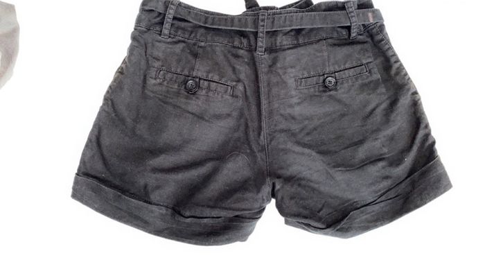 Short noir - photo numéro 2