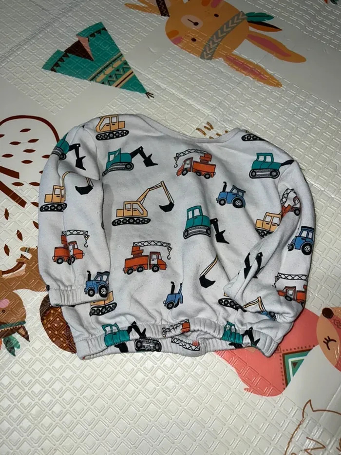 Pull motif véhicules primark 92 cm - photo numéro 3