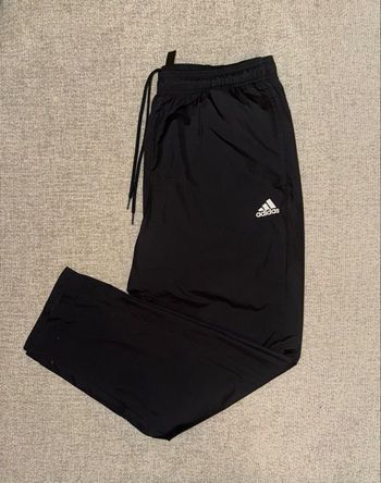 Pantalon de sport Adidas noir – jogging training homme – très bon état