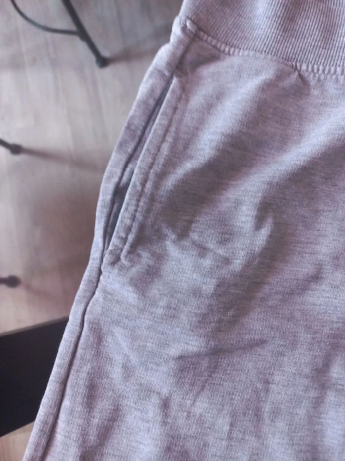 Jogging fille + 1 cadeau - photo numéro 3