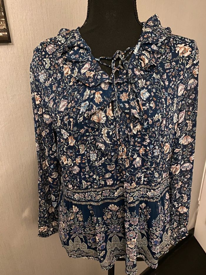 Haut en voile imprimé floral bleu foncé - photo numéro 2