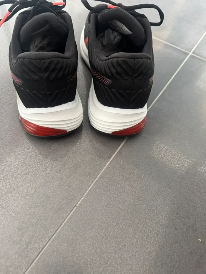 Jolie baskets Asics - photo numéro 3
