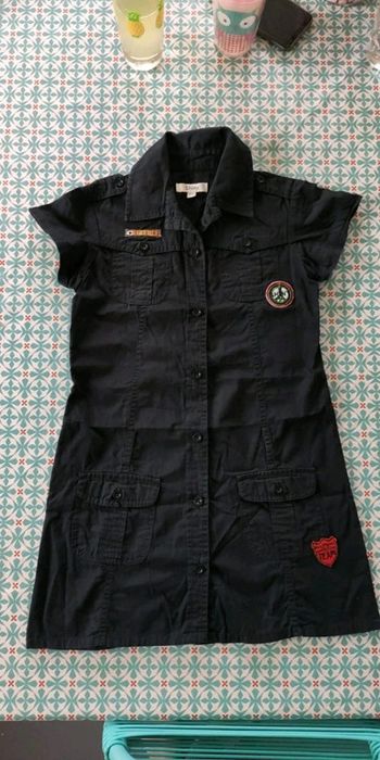 Tunique noire 10 ans