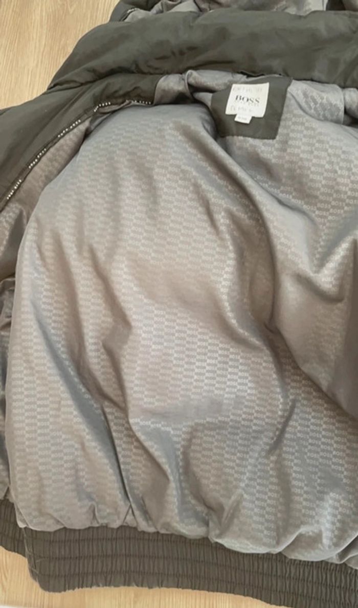 Blouson + coupe vent/kway Hugo boss en 6 ans - photo numéro 6