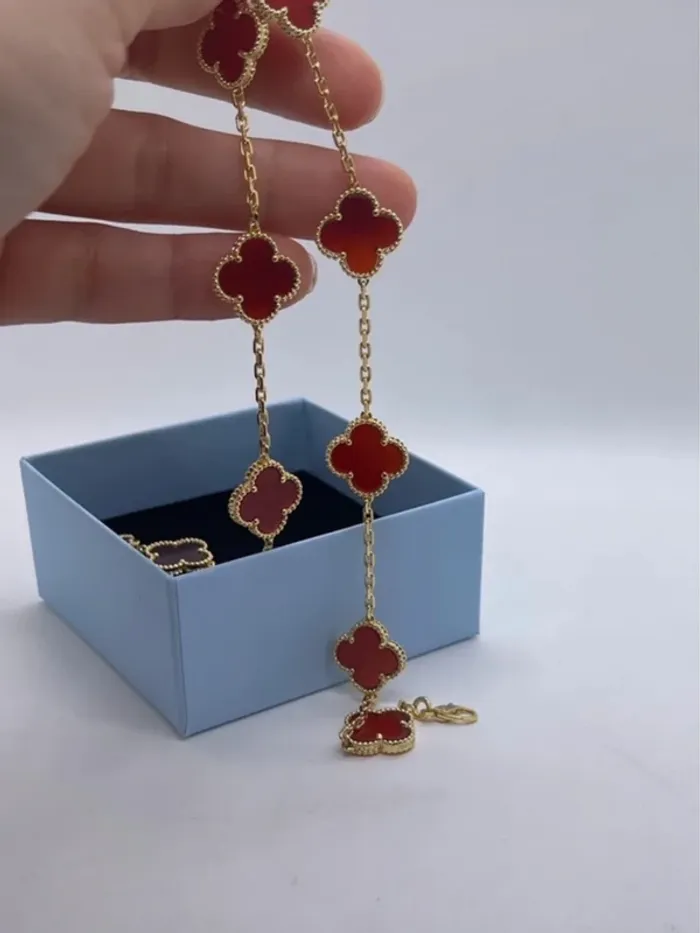 Collier 10 trèfles cornaline rouge 41cm - photo numéro 3