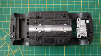 Châssis inférieur pièce détachée miniature Solido Peugeot 206 cc 1/18 1/18e 1/18ème #C13