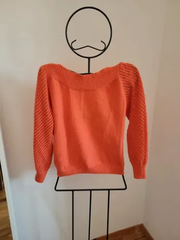 Pull orange