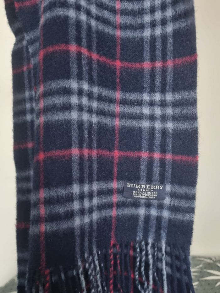 Écharpe Burberry - photo numéro 5