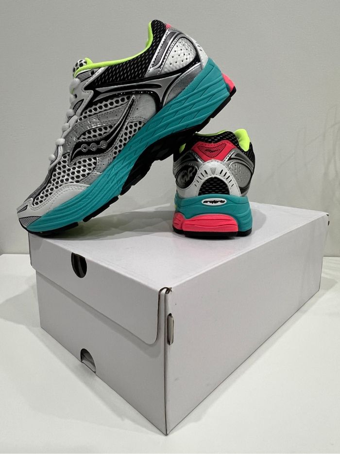 Chaussure SAUCONY PROGRID OMNI 9 - photo numéro 5