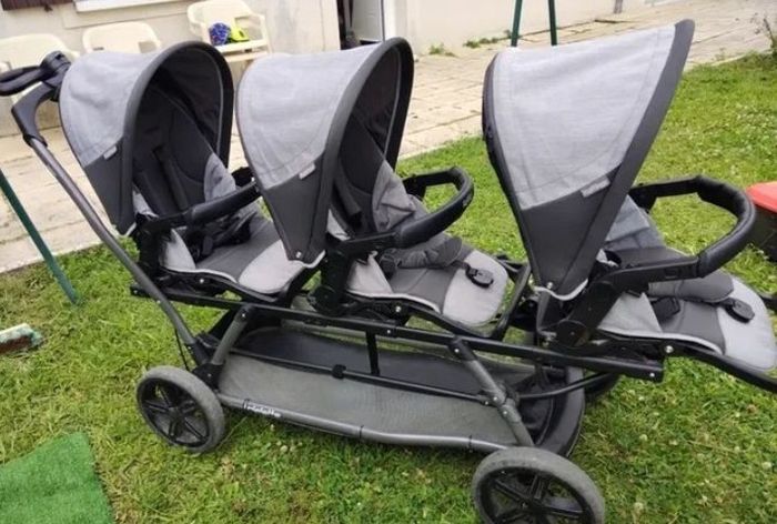 Poussette triple peg perego en excellent état, vendu avec son habillage de pluie - photo numéro 2