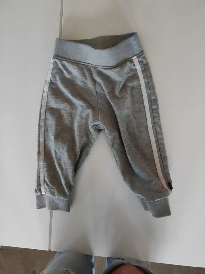 Lot 6 pantalons 18 mois - photo numéro 12