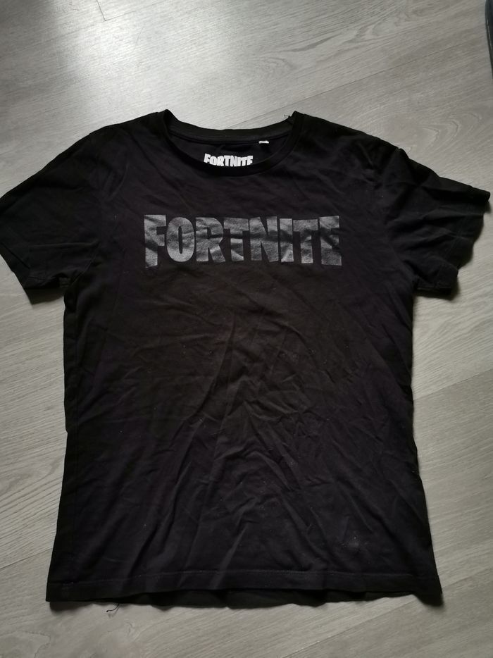 T shirt fornite 12 ans - photo numéro 1