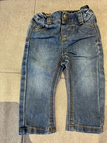 Jean 6 mois