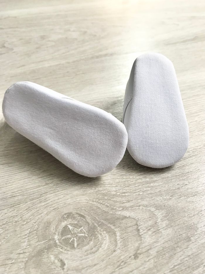 Chaussures blanches 19 - photo numéro 4
