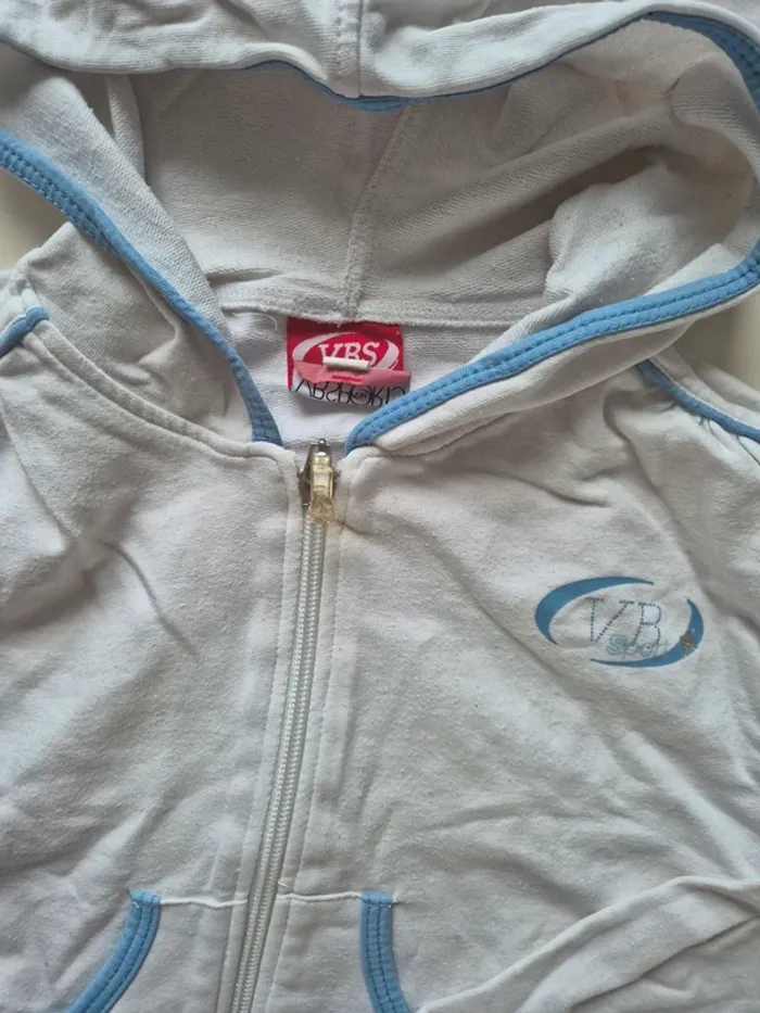 👧 Gilet zippé - photo numéro 2